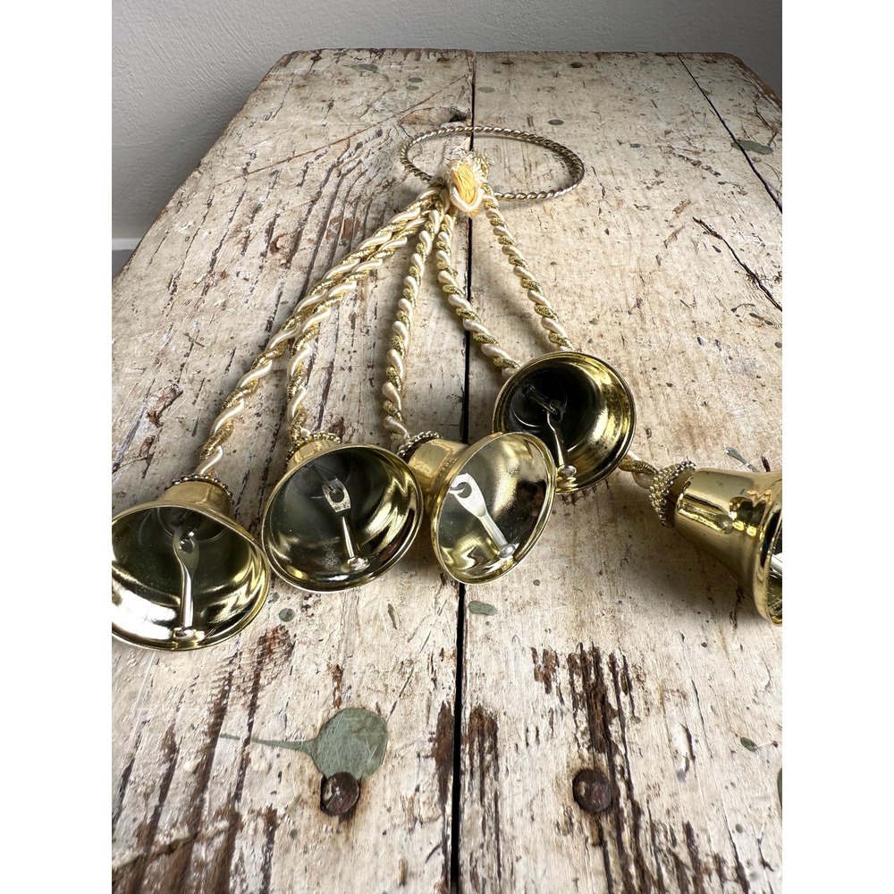 Brass Bell Door Knocker – Set of 5 Handcrafted Bells Twisted White & Gold‎ Braid